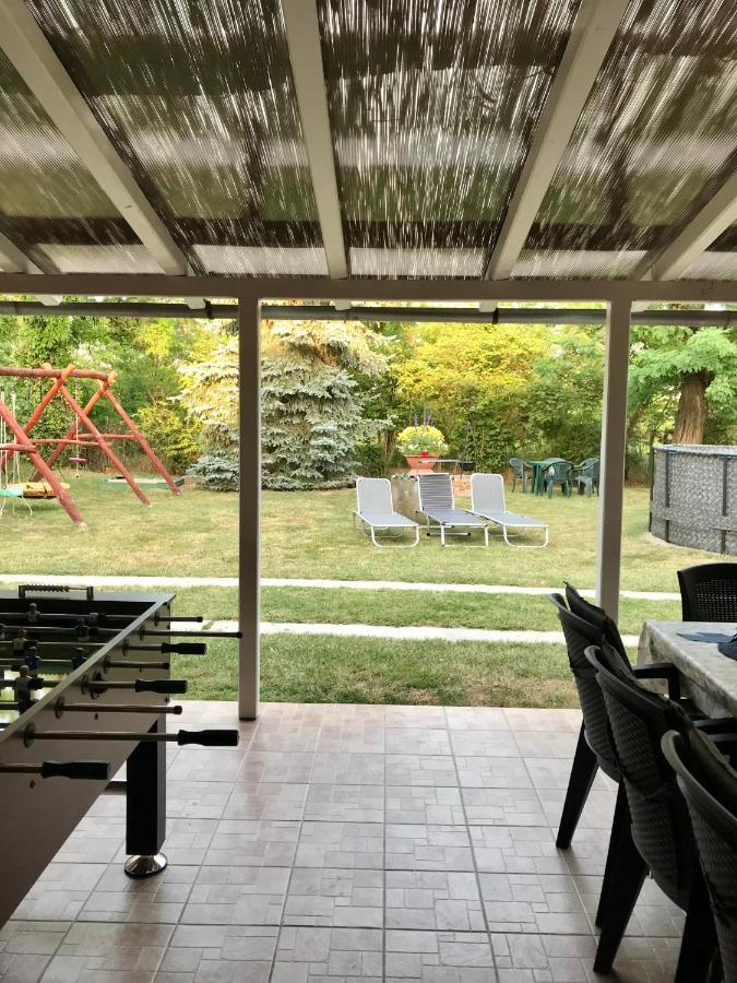 Viharsarki Apartman Gyula Bagian luar foto